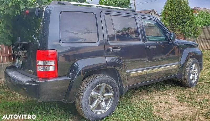 Negru Utilizat 2009 Jeep Cherokee Sport SUV | 7.500 EUR - Imagine 1/4