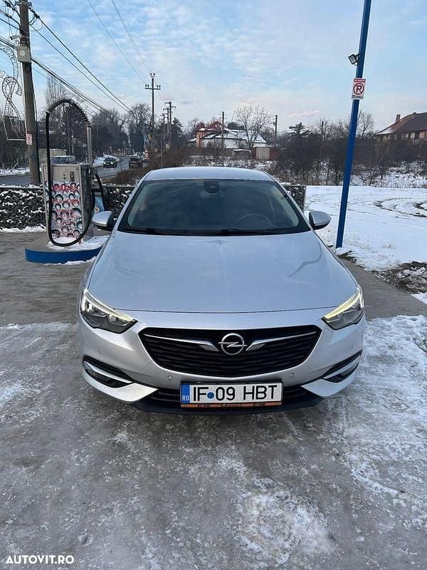 Second-hand Opel Insignia Exklusiv 136 CP (100 kW) 2018 Culoaregri Coupe