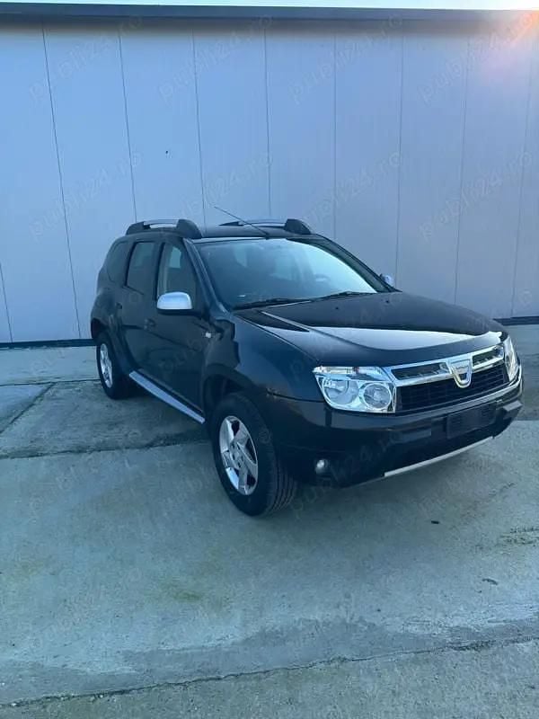Negru Utilizat 2010 Dacia Duster SUV | 5.600 EUR (Preț OK) - Imagine 1/4