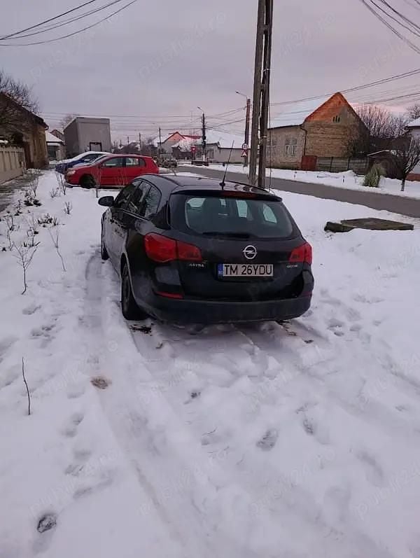 Second-hand Opel Astra 101 CP (74 kW) 2012 Break