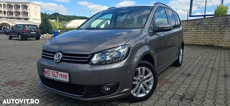 Gri Utilizat 2011 VW Touran Style Monovolum | 5.990 EUR (Preț OK) - Imagine 1/4