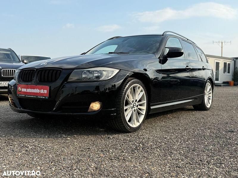Culoarenegru Utilizat 2010 BMW 318 Sport Line Break | 5.700 EUR (Preț OK) - Imagine 1/4
