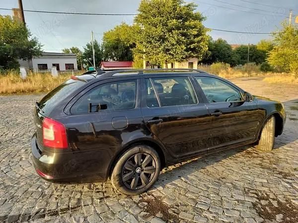 Second-hand Skoda Octavia 105 CP (77 kW) 2011 Negru Break