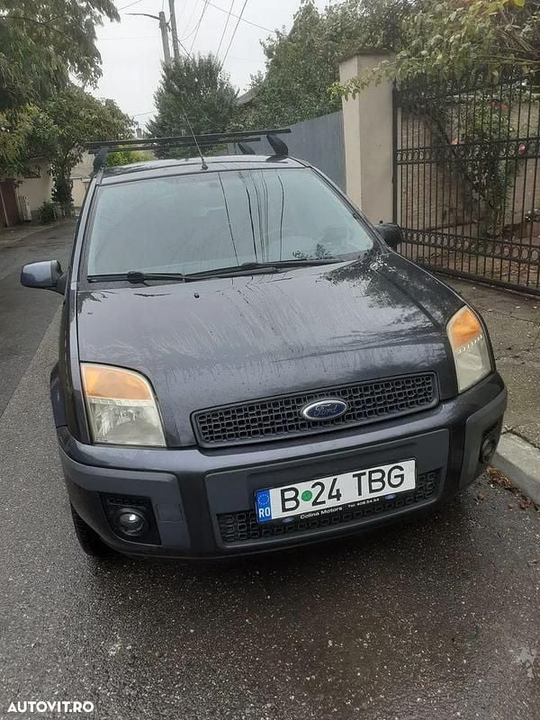 Culoaregri Utilizat 2006 Ford Fusion Monovolum | 2.200 EUR (Preț bun) - Imagine 1/4
