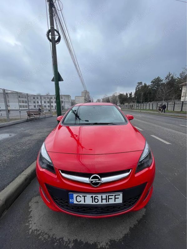 Rosu Utilizat 2018 Opel Astra Berlinǎ | 10.850 EUR (Puțin scump) - Imagine 1/4