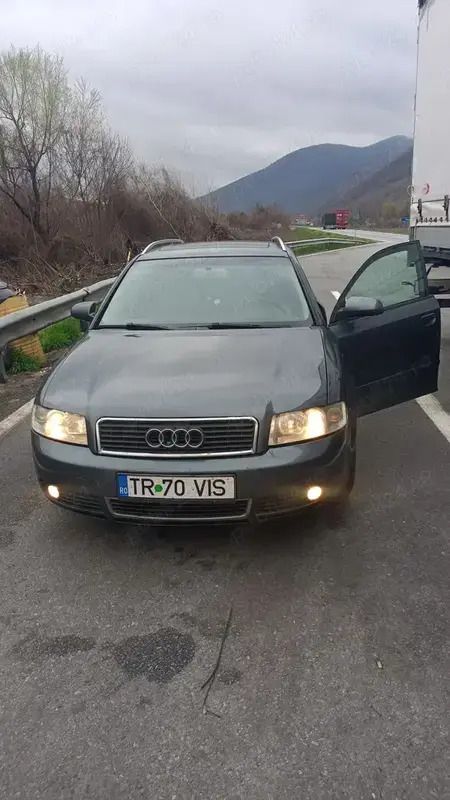 Utilizat 2005 Audi A4 Break | 2.500 EUR (Preț OK) - Imagine 1/4