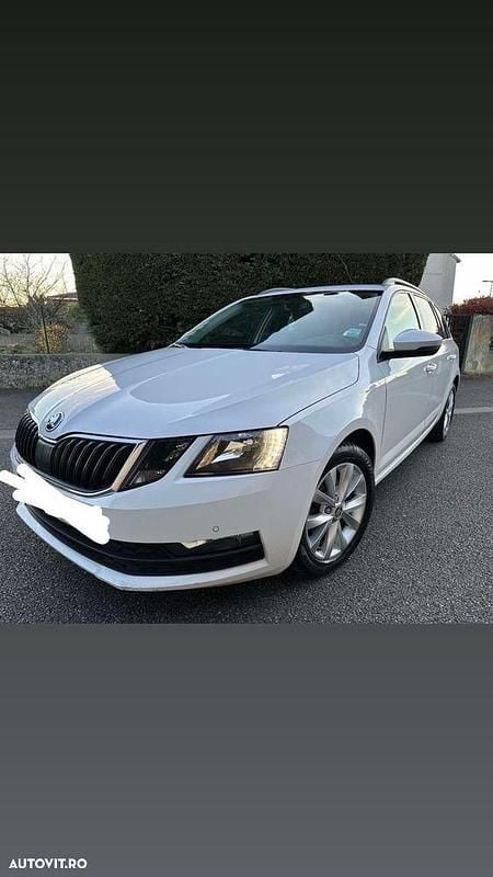 Culoarealb Utilizat 2018 Skoda Octavia Hatchback | 9.700 EUR (Preț OK) - Imagine 1/4