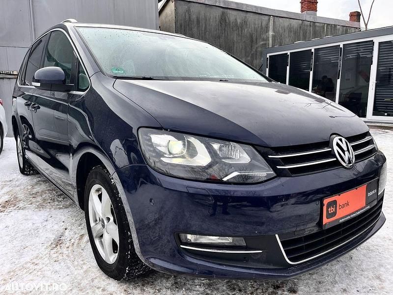 Second-hand VW Sharan Highline 140 CP (102 kW) 2015 Culoarealbastru Monovolum