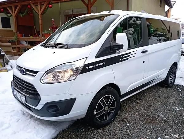 Second-hand 2015 Ford Tourneo Monovolum | 18.500 EUR - Imagine 1/4