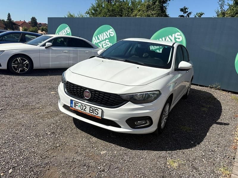 Alb Utilizat 2020 Fiat Tipo Berlinǎ | 9.000 EUR (Preț OK) - Imagine 1/4