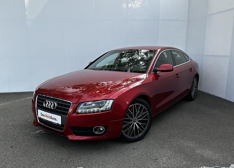 Rosu mediu normal Utilizat 2010 Audi A5 Sportback | 11.900 EUR - Imagine 1/4