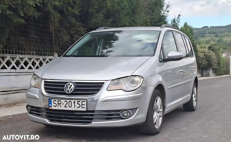 Culoareargint Utilizat 2010 VW Touran Conceptline Monovolum | 3.200 EUR (Super Preț) - Imagine 1/4