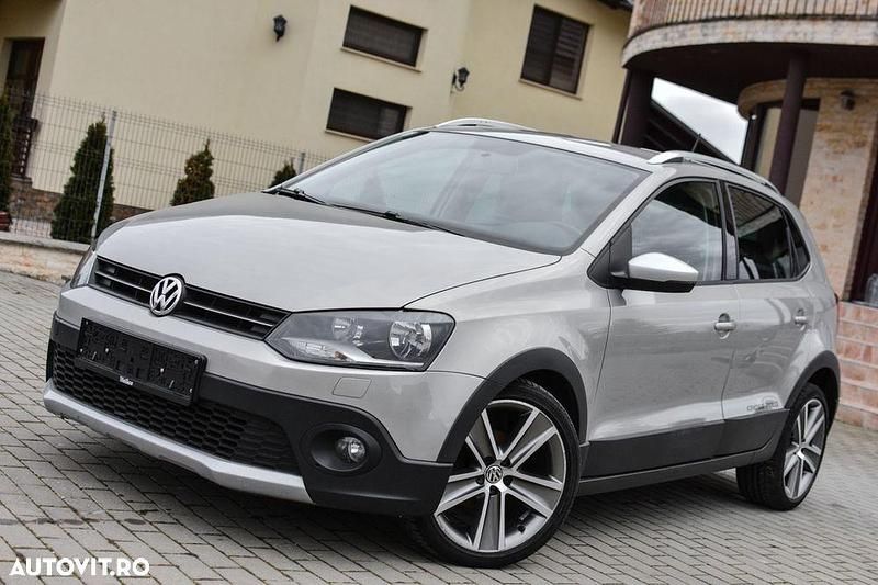 Second-hand VW Polo Sportline 86 CP (63 kW) 2011 Culoaregalbeuriu Hatchback