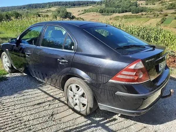 Second-hand Ford Mondeo ST 95 CP (69 kW) 2005 Berlinǎ
