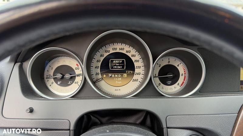 Second-hand Mercedes C250 204 CP (150 kW) 2011 Culoaregri Berlinǎ