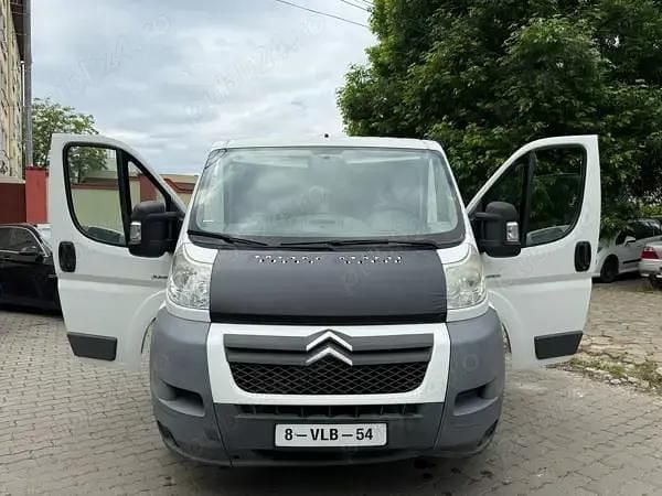 Utilizat 2011 Citroën Jumper Monovolum | 5.990 EUR (Super Preț) - Imagine 1/4