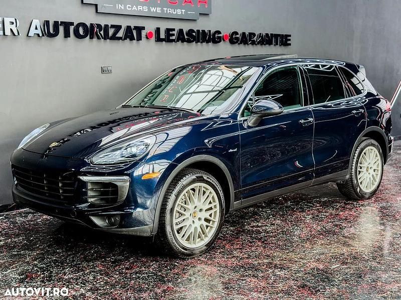 Second-hand Porsche Cayenne Platinum Edition 262 CP (192 kW) 2014 Culoarealbastru SUV