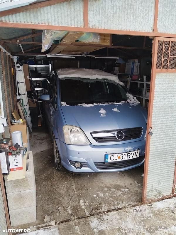 Second-hand Opel Meriva 100 CP (73 kW) 2008 Culoareargint Monovolum