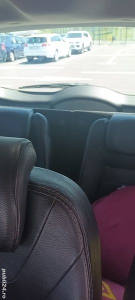 Negru Utilizat 2011 Ford S-MAX S Monovolum | 7.000 EUR - Imagine 1/4