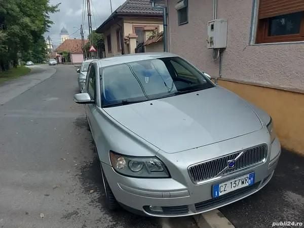 Utilizat 2006 Volvo V50 Break | 2.600 EUR (Preț OK) - Imagine 1/4