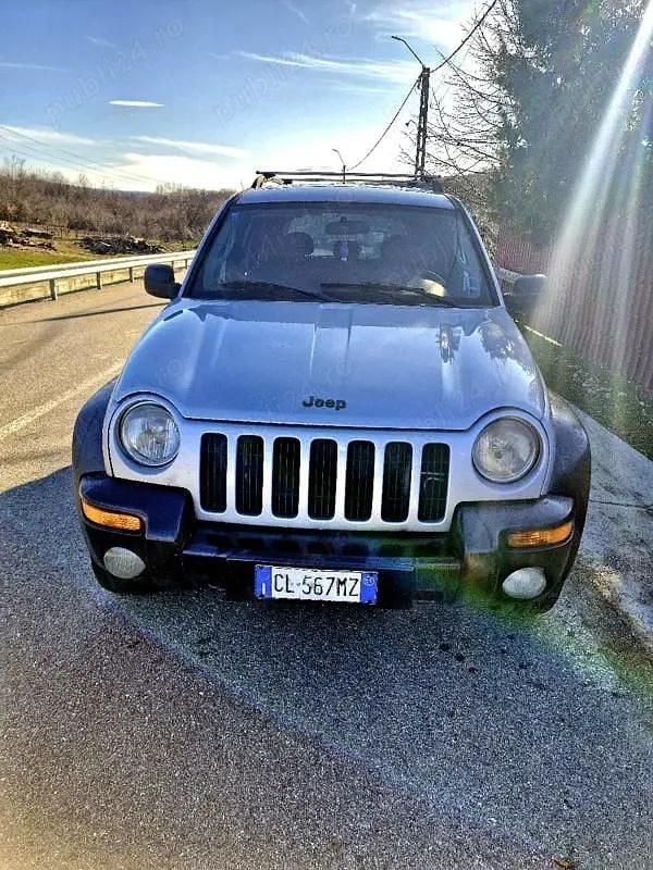 Second-hand Jeep Cherokee 160 CP (117 kW) 2006 SUV