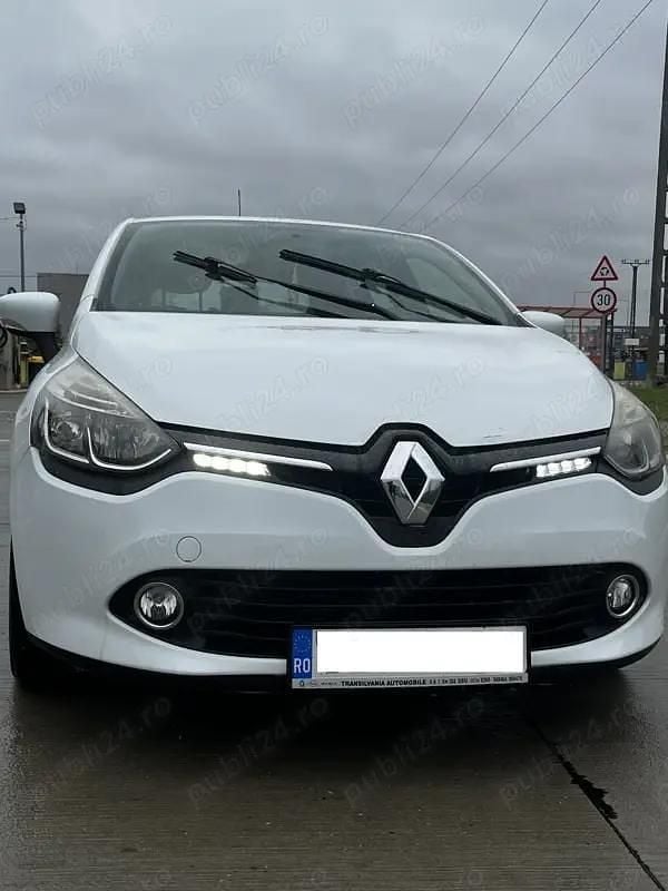 Utilizat 2015 Renault Clio IV Hatchback | 4.700 EUR (Preț OK) - Imagine 1/4