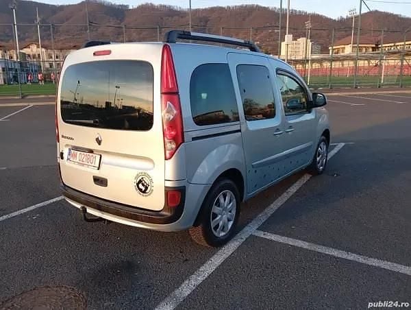 Utilizat 2012 Renault Kangoo Monovolum | 4.750 EUR (Preț OK) - Imagine 1/4