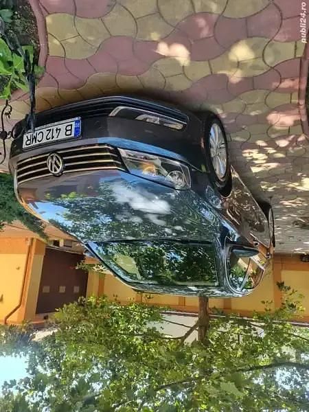 Gri Utilizat 2012 VW Passat Berlinǎ | 6.000 EUR (Preț OK) - Imagine 1/4
