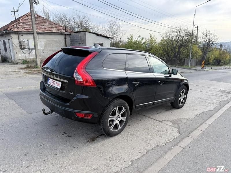 Utilizat 2012 Volvo XC60 SUV | 8.800 EUR (Preț bun) - Imagine 1/4