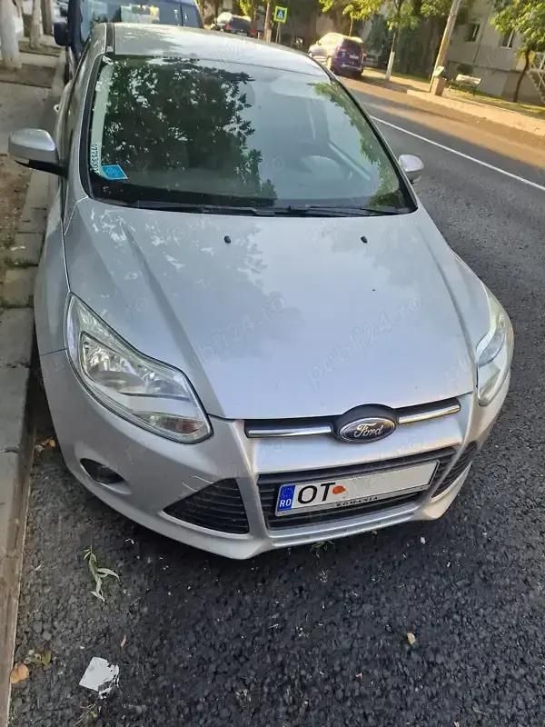Utilizat 2012 Ford Focus Hatchback | 6.500 EUR (Preț OK) - Imagine 1/4