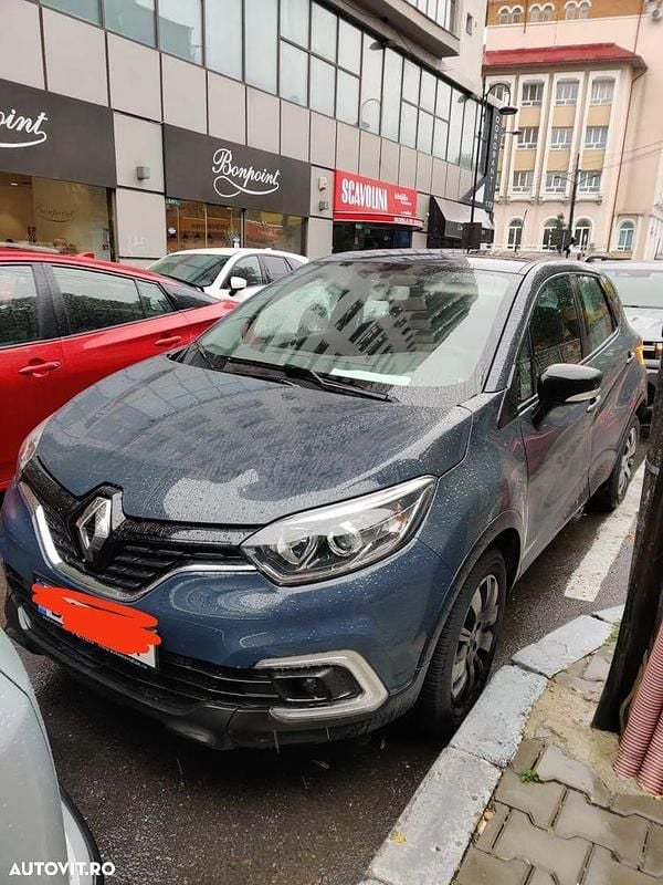 Culoarealbastru Utilizat 2018 Renault Captur SUV | 8.500 EUR (Preț bun) - Imagine 1/4