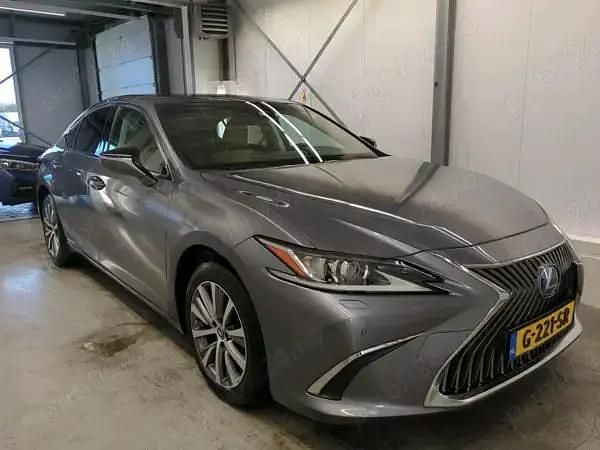 Utilizat 2019 Lexus ES300 Berlinǎ | 29.999 EUR - Imagine 1/4