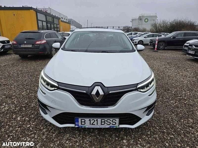 Culoarealb Utilizat 2023 Renault Mégane IV Berlinǎ | 14.000 EUR (Preț bun) - Imagine 1/4