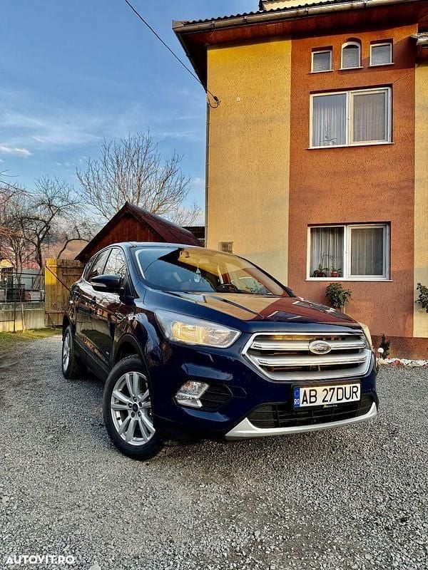 Culoarealbastru Utilizat 2018 Ford Kuga Trend SUV | 11.499 EUR (Super Preț) - Imagine 1/4