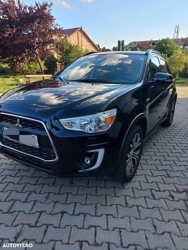 Culoarenegru Utilizat 2017 Mitsubishi ASX SUV | 13.500 EUR (Puțin scump) - Imagine 1/4