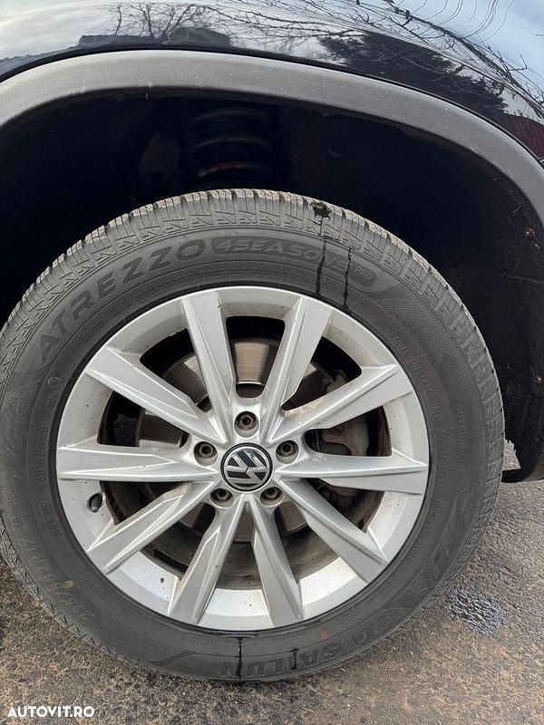 Second-hand VW Tiguan Track & Field 140 CP (102 kW) 2012 Culoarenegru SUV