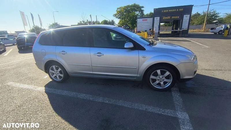 Culoaregri Utilizat 2007 Ford Focus Hatchback | 1.400 EUR (Preț bun) - Imagine 1/4