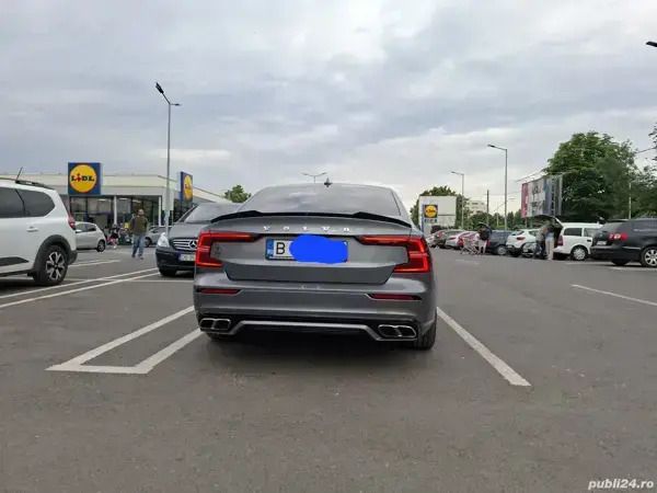 Second-hand Volvo S60 250 CP (183 kW) 2019 Gri Berlinǎ