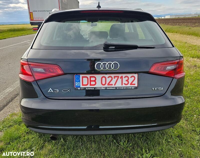 Negru Utilizat 2016 Audi A3 Sportback Attraction Hatchback | 9.650 EUR - Imagine 1/4