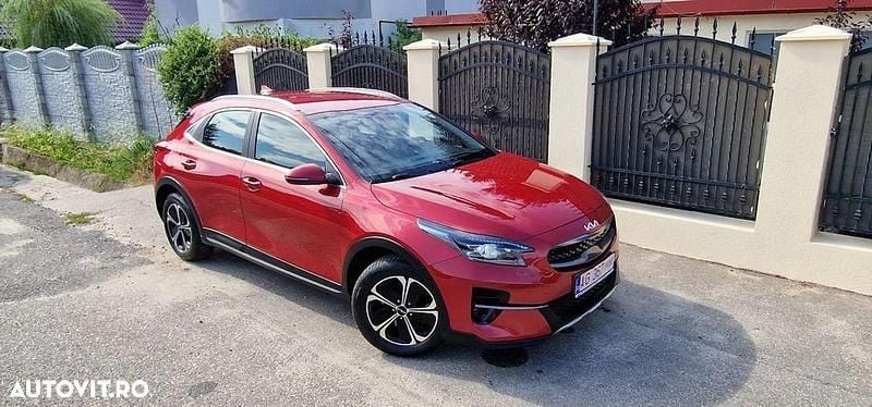 Rosu Utilizat 2022 Kia XCeed Platinum SUV | 15.990 EUR (Preț OK) - Imagine 1/4