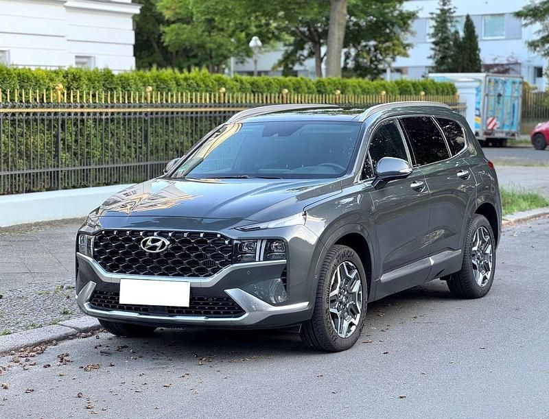Utilizat 2022 Hyundai Santa Fe Signature SUV | 43.139 EUR (Scump) - Imagine 1/1