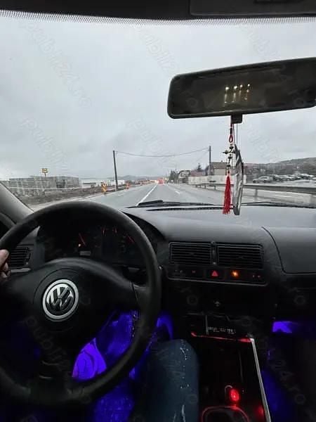 Second-hand VW Golf IV 90 CP (66 kW) 2003 Gri Berlinǎ