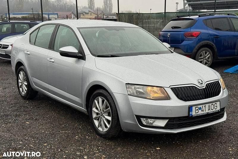Second-hand Skoda Octavia Ambition 110 CP (80 kW) 2017 Culoaregri Berlinǎ