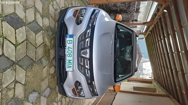 Gri Utilizat 2022 Dacia Spring Hatchback | 7.700 EUR (Preț OK) - Imagine 1/4