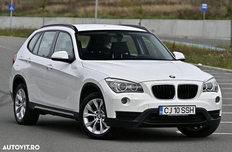 Culoarealb Utilizat 2013 BMW X1 Sport Line SUV | 7.999 EUR (Super Preț) - Imagine 1/4