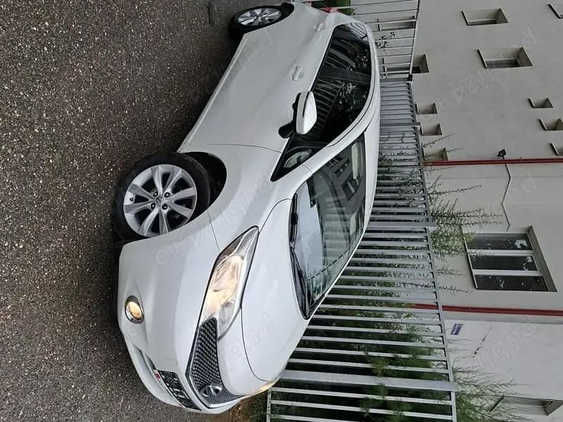 Utilizat 2014 Nissan Note 360º Monovolum | 4.100 EUR - Imagine 1/4