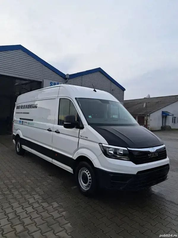 Alb Utilizat 2017 MAN TGE Van | 13.250 EUR - Imagine 1/4