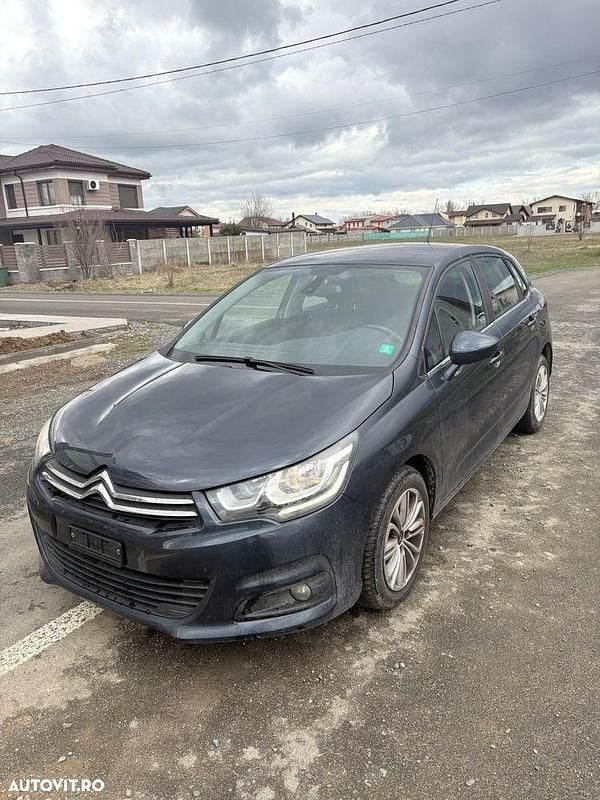 Second-hand Citroën C4 PureTech 130 CP (95 kW) 2015 Culoarealbastru Hatchback
