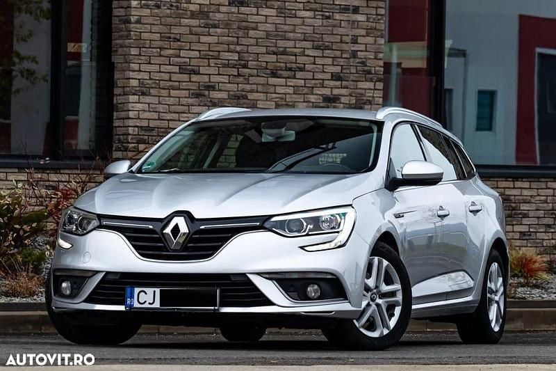 Culoaregri Utilizat 2020 Renault Mégane GrandTour Intens Break | 9.600 EUR (Preț bun) - Imagine 1/4
