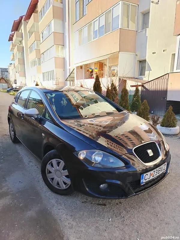 Utilizat 2010 Seat Leon Hatchback | 2.999 EUR (Preț bun) - Imagine 1/4